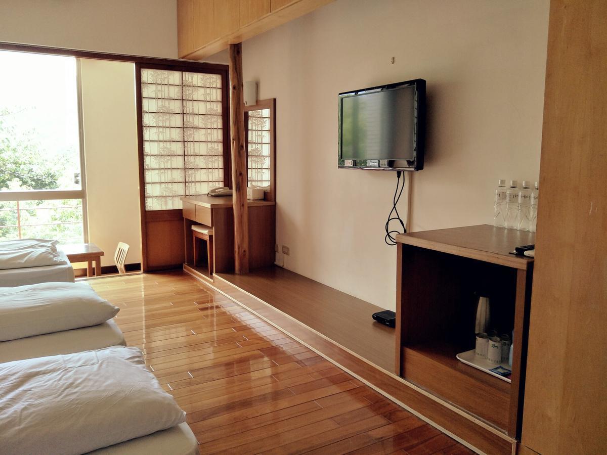 Fuhsing Youth Activity Center Taoyuan Buitenkant foto